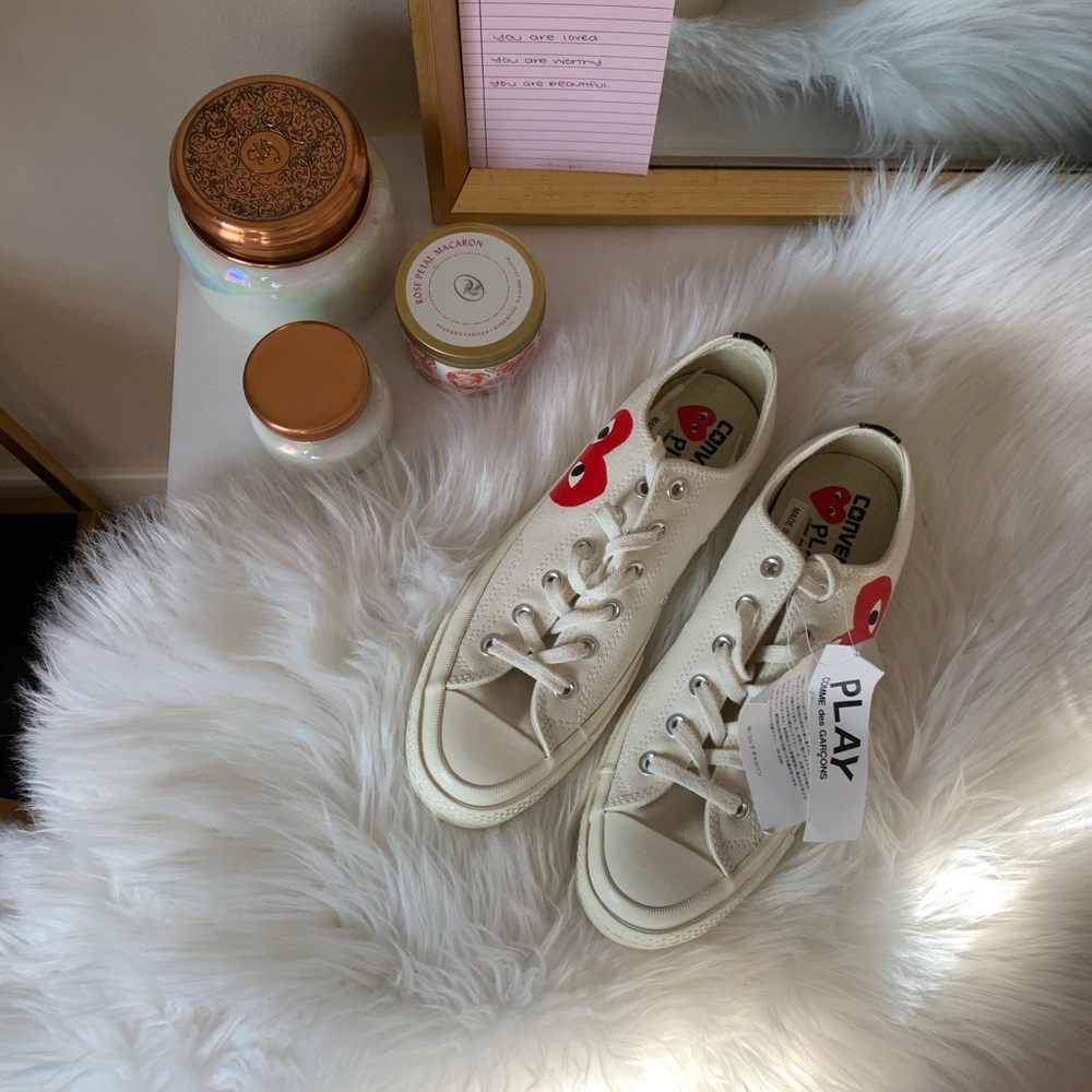 Commes des Garçons PLAY Converse - Women’s Size 9